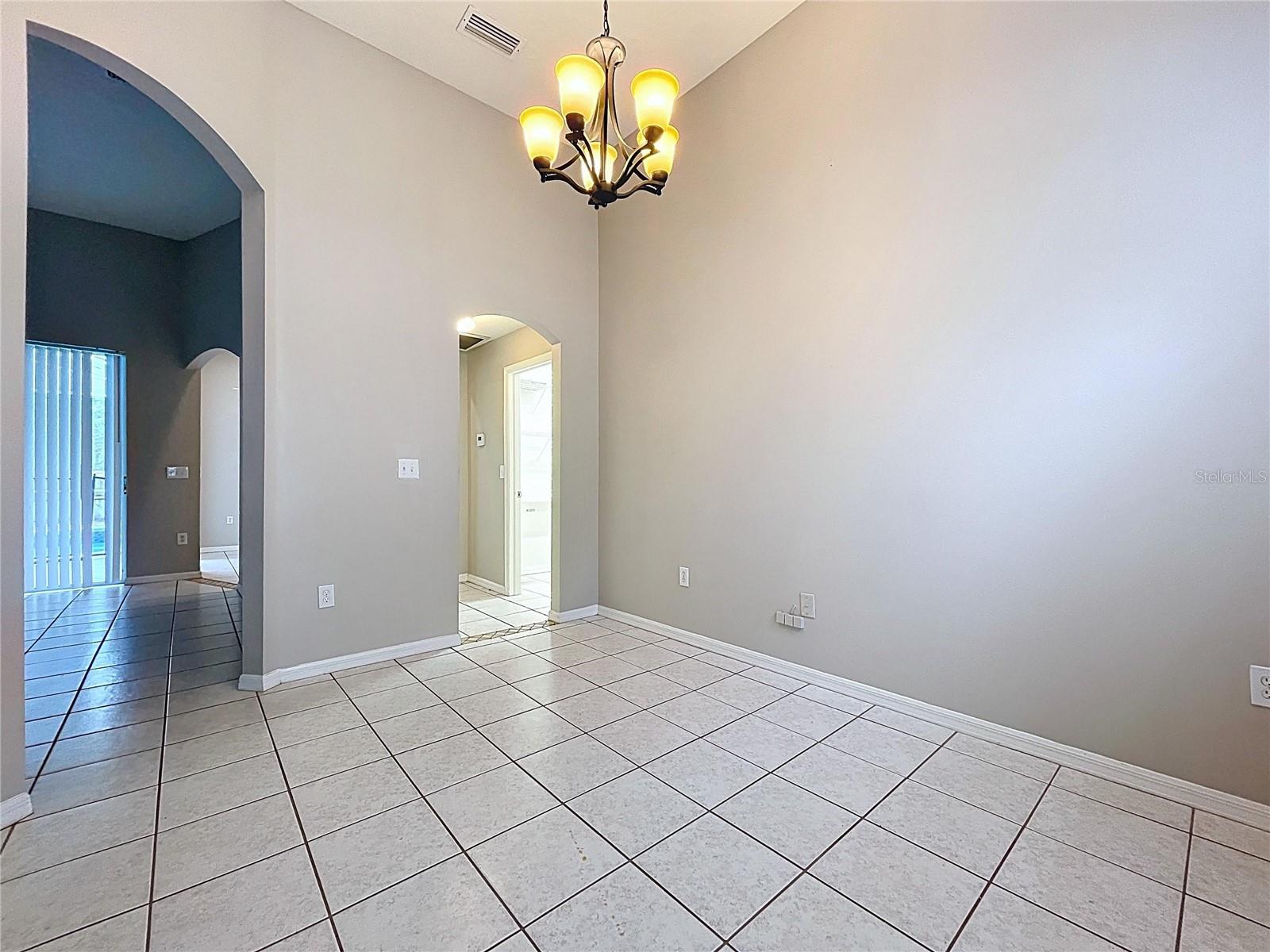 Image 19 of 94 For 6813 Regents Village Way