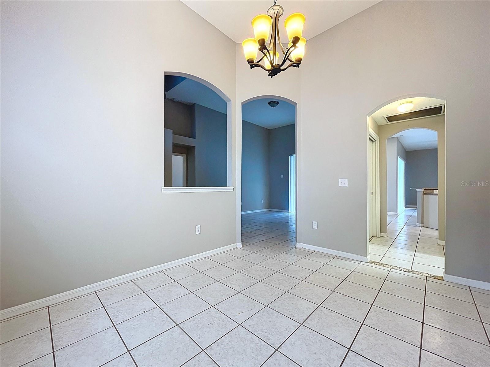 Image 21 of 94 For 6813 Regents Village Way