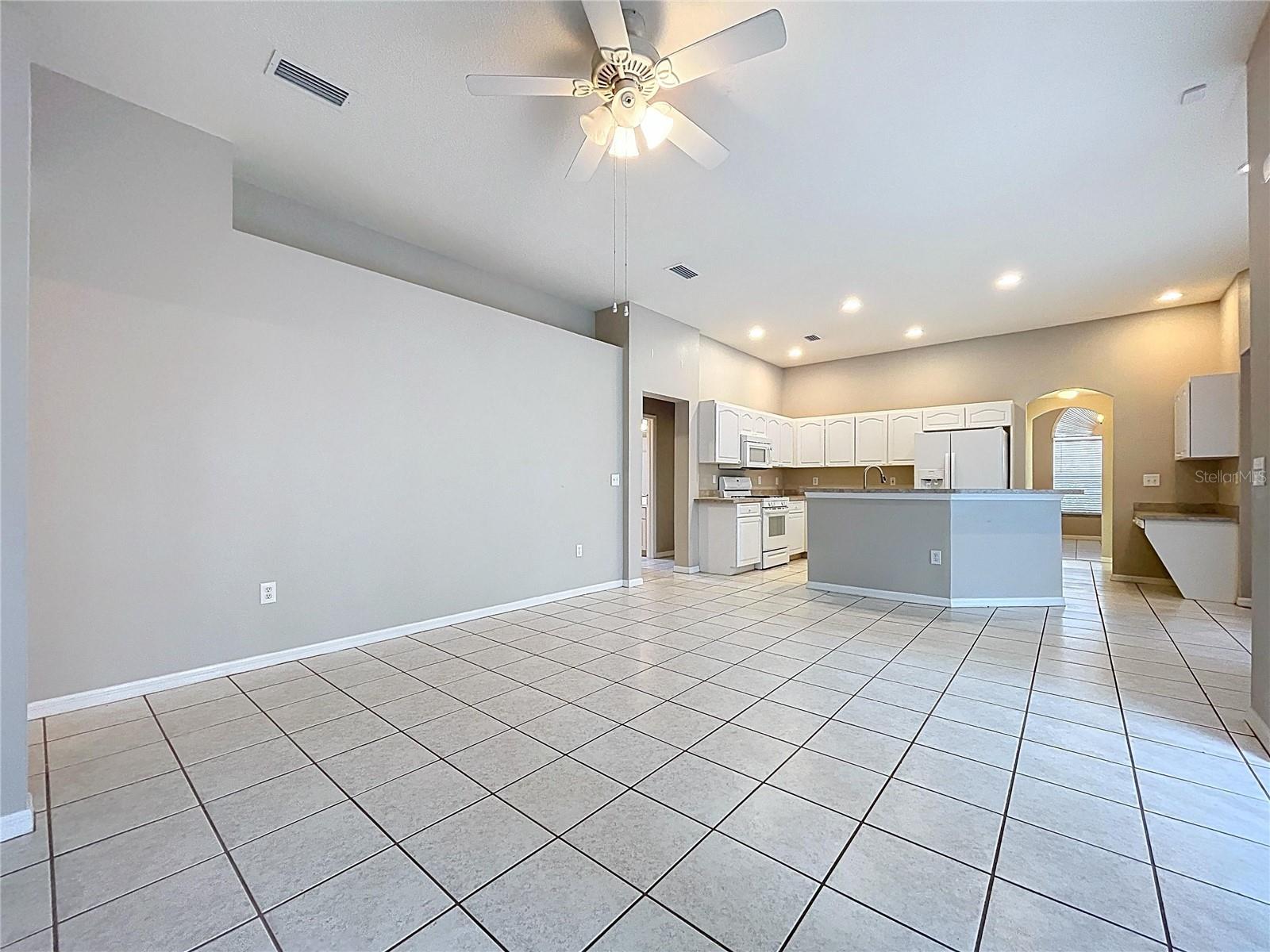 Image 32 of 94 For 6813 Regents Village Way