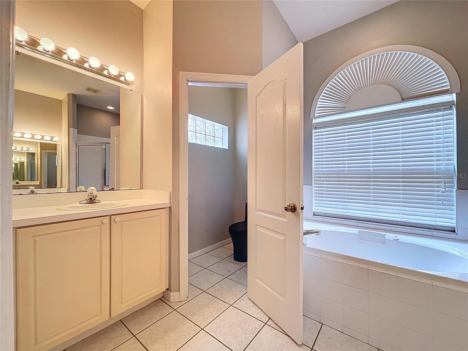 Image 72 of 94 For 6813 Regents Village Way