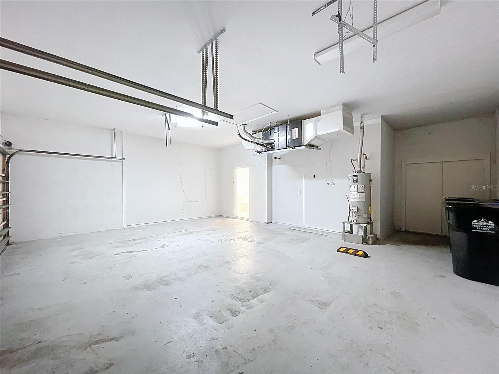 Image 87 of 94 For 6813 Regents Village Way