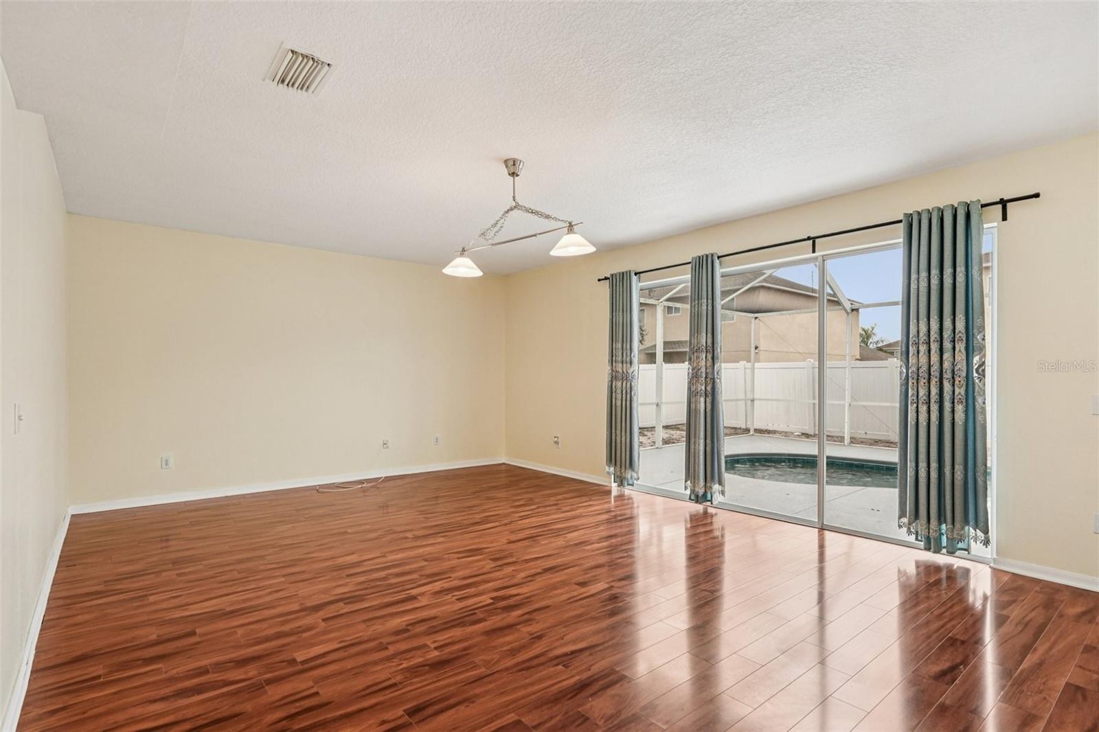 Image 11 of 41 For 11106 Kempton Vista Drive