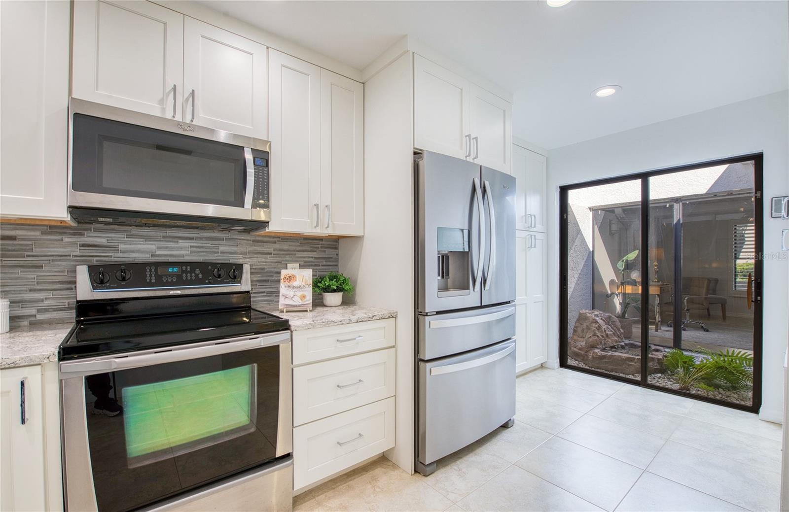 Image 15 of 81 For 1312 Pasadena Avenue S 14