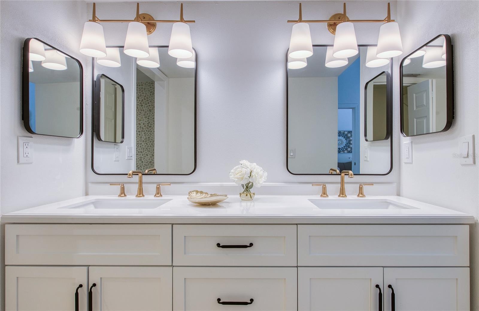 Image 24 of 81 For 1312 Pasadena Avenue S 14