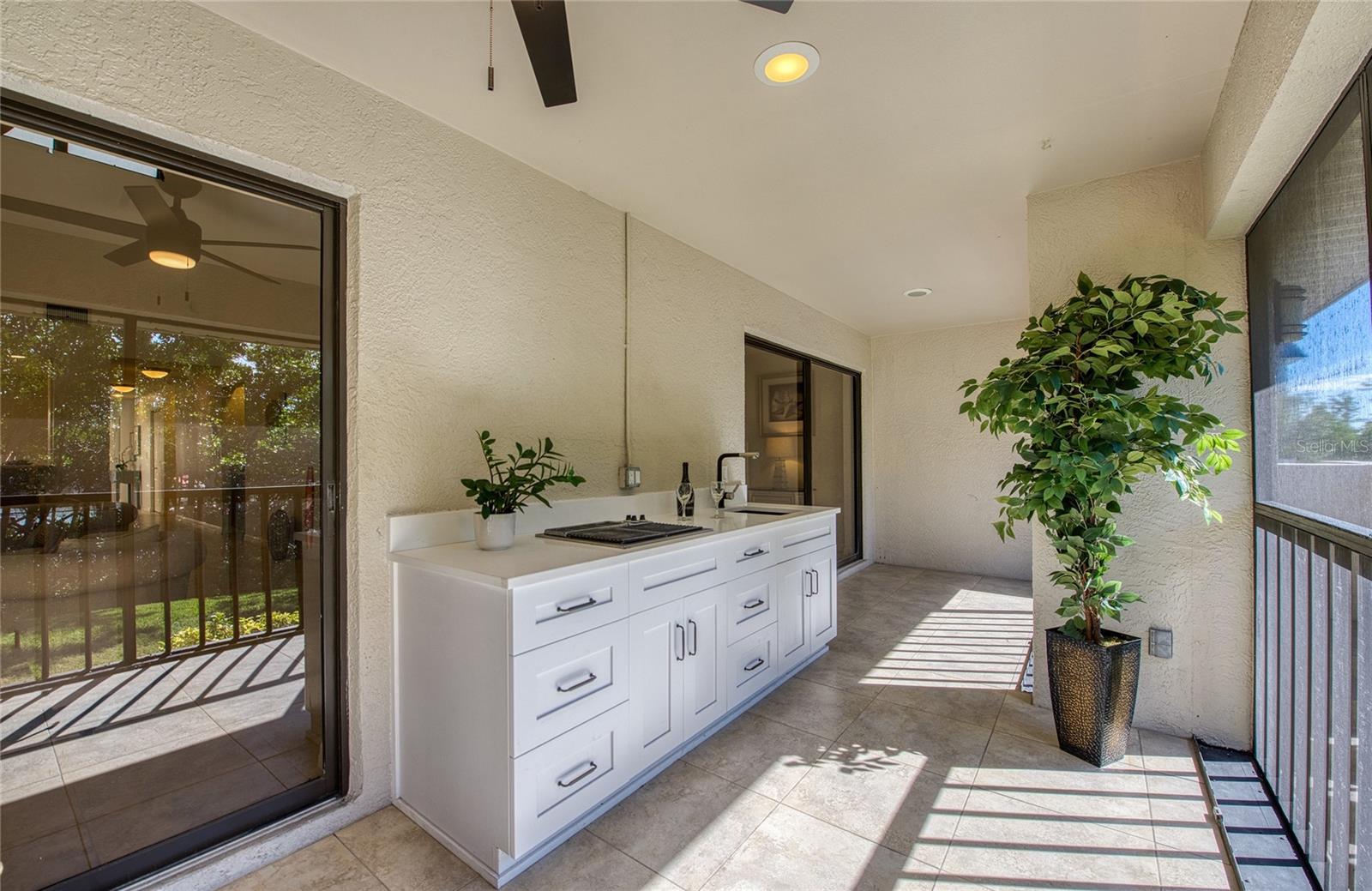 Image 39 of 81 For 1312 Pasadena Avenue S 14