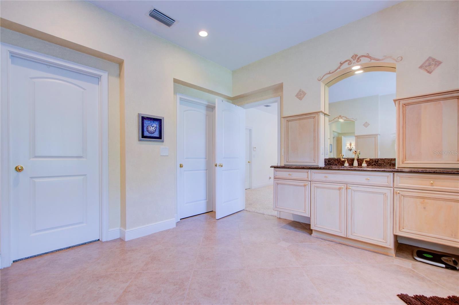 Image 77 of 81 For 1312 Pasadena Avenue S 14