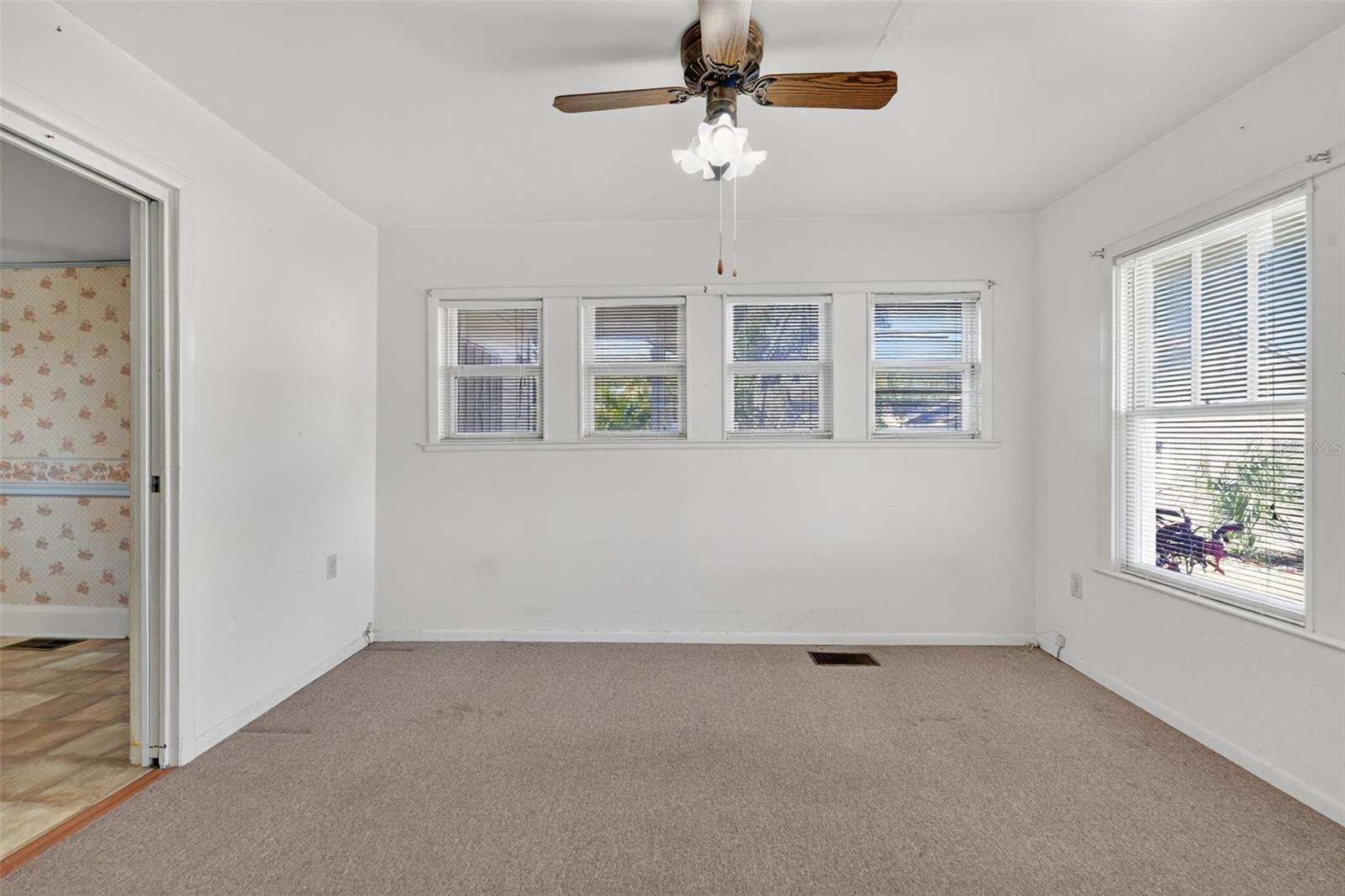 Image 30 of 51 For 5806 Cherokee Avenue