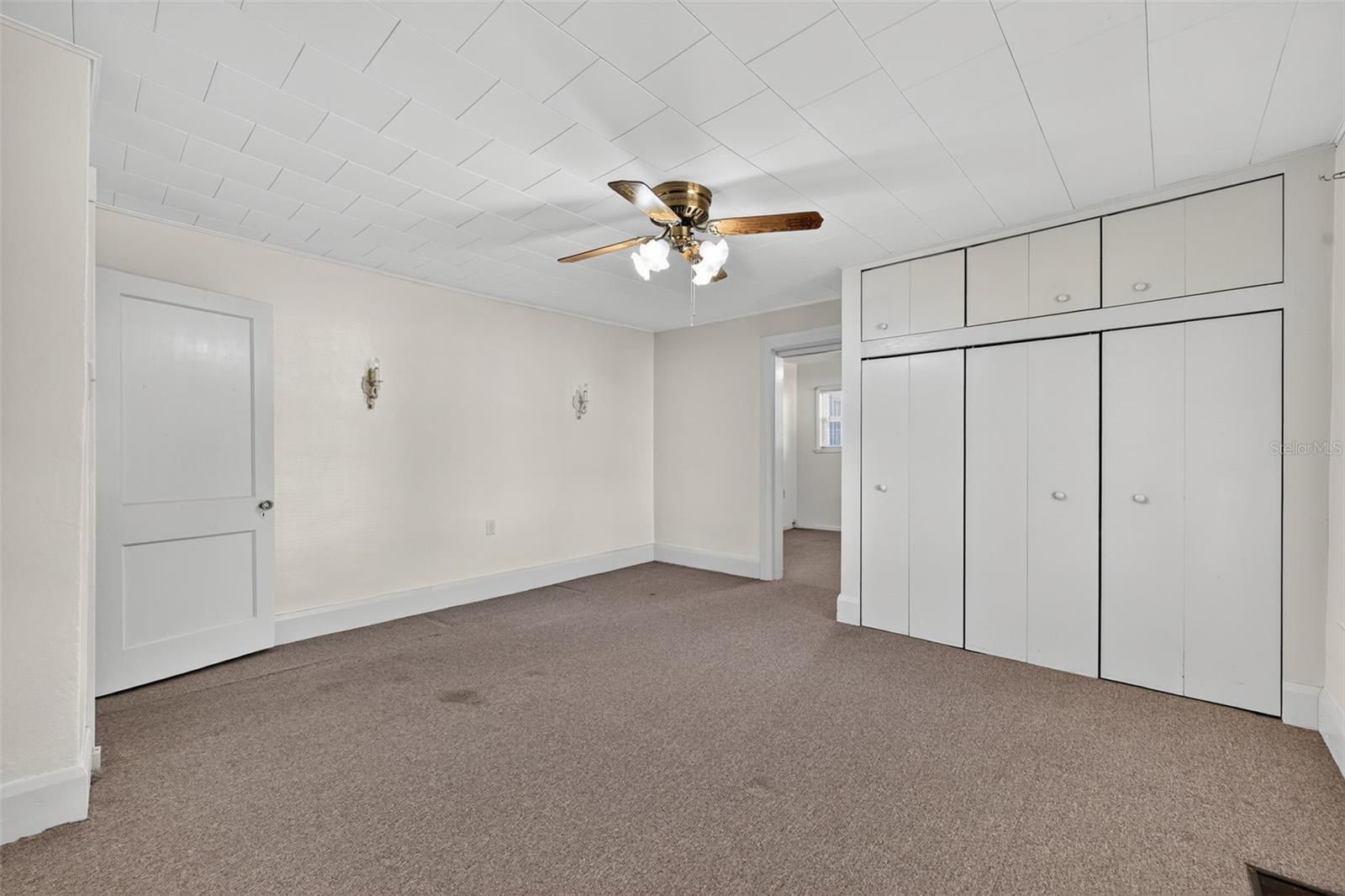 Image 32 of 51 For 5806 Cherokee Avenue