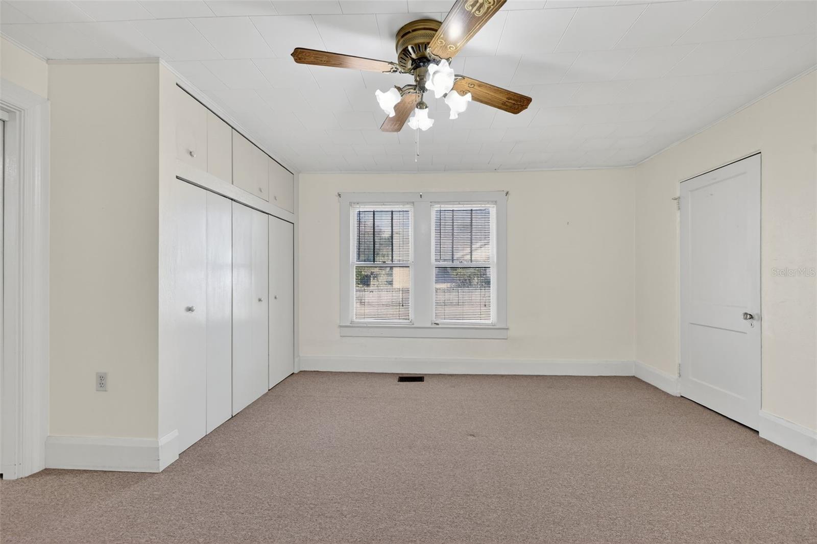 Image 34 of 51 For 5806 Cherokee Avenue