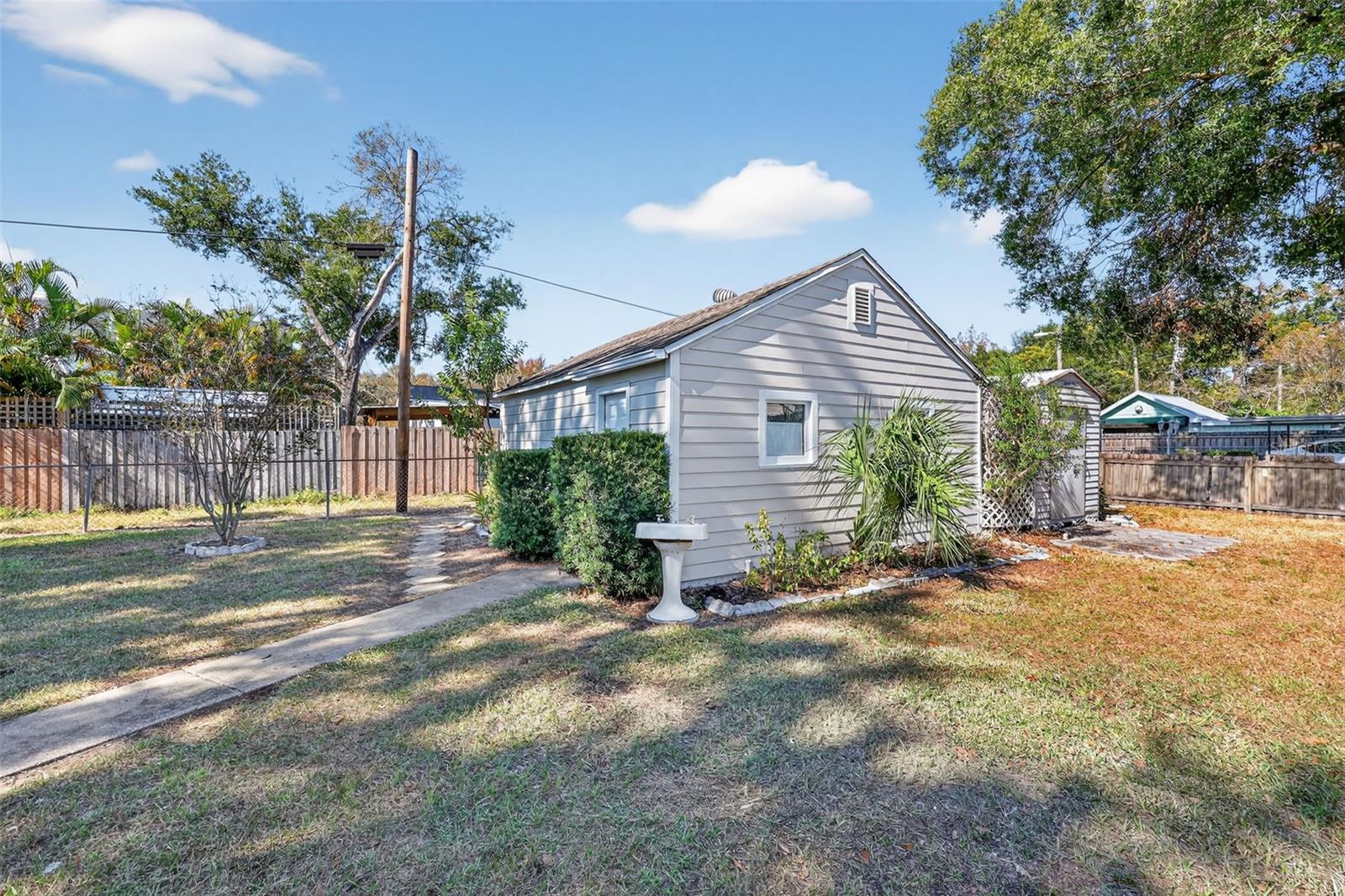 Image 43 of 51 For 5806 Cherokee Avenue