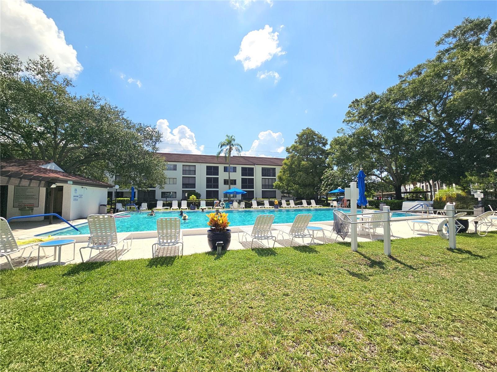 Image 11 of 13 For 2587 Countryside Boulevard 6207