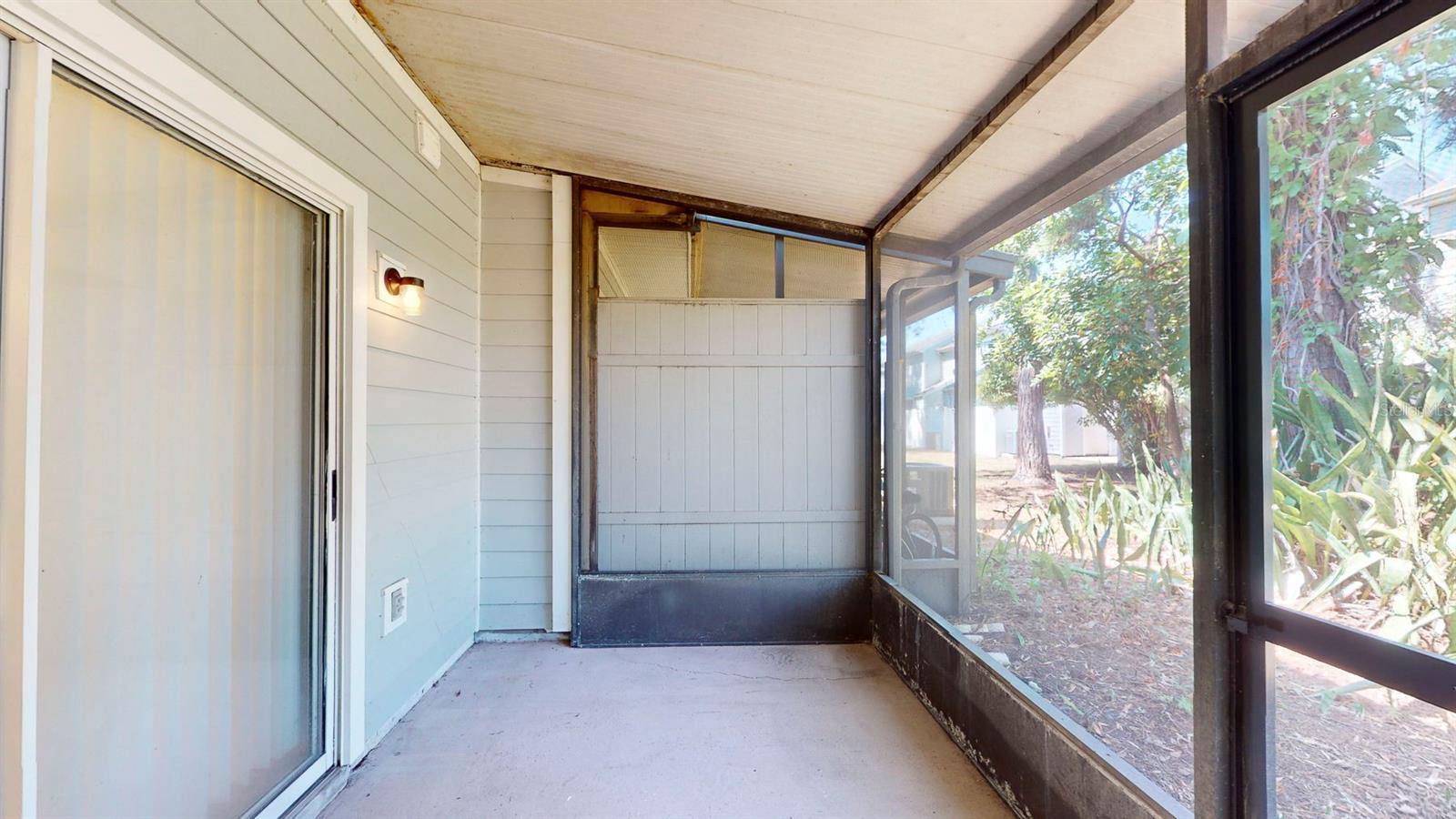 Image 27 of 56 For 6710 121st Avenue 12