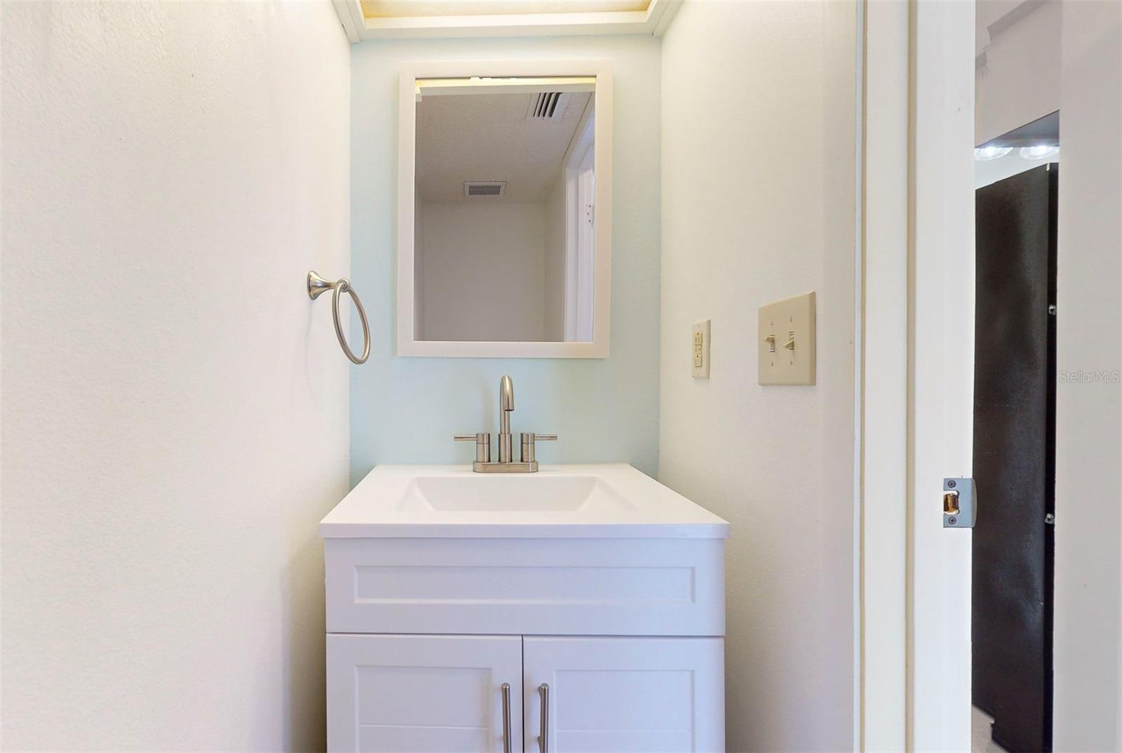 Image 8 of 56 For 6710 121st Avenue 12