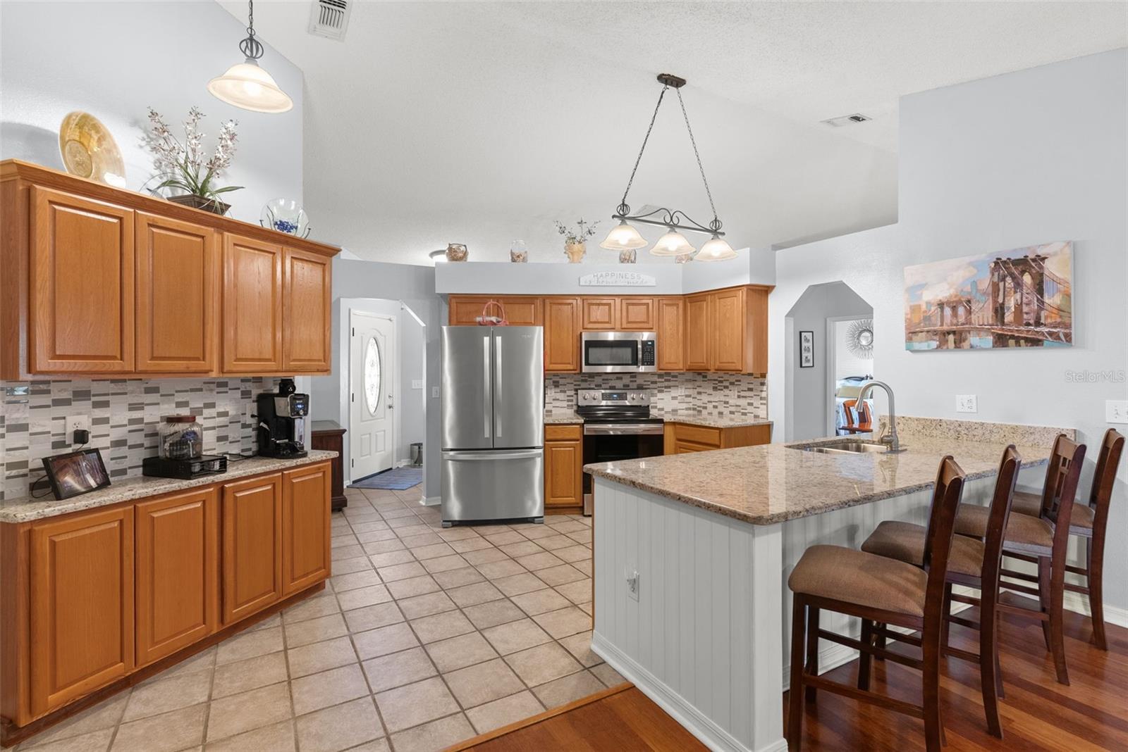 Image 10 of 37 For 9715 Glenpointe Drive