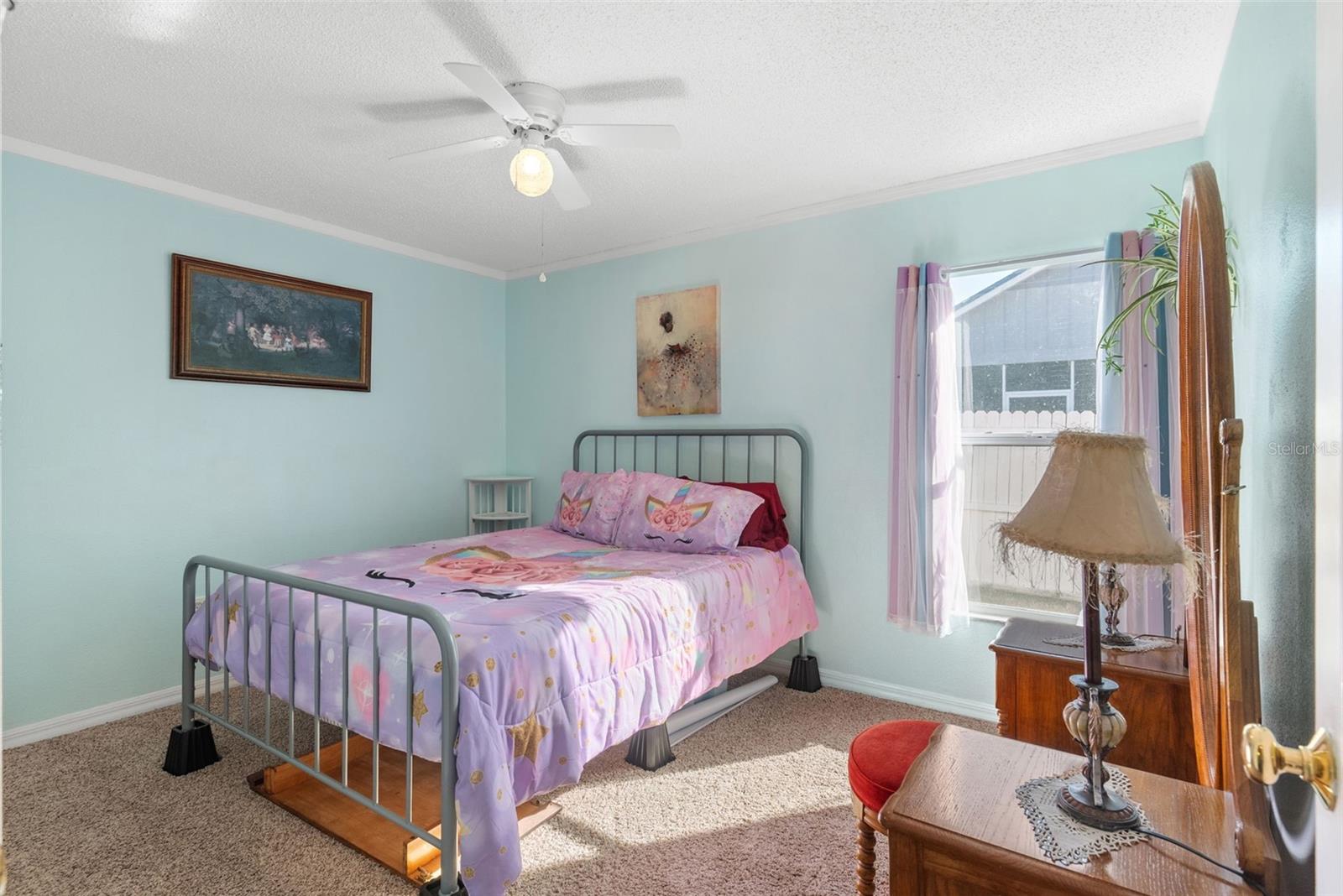 Image 21 of 37 For 9715 Glenpointe Drive