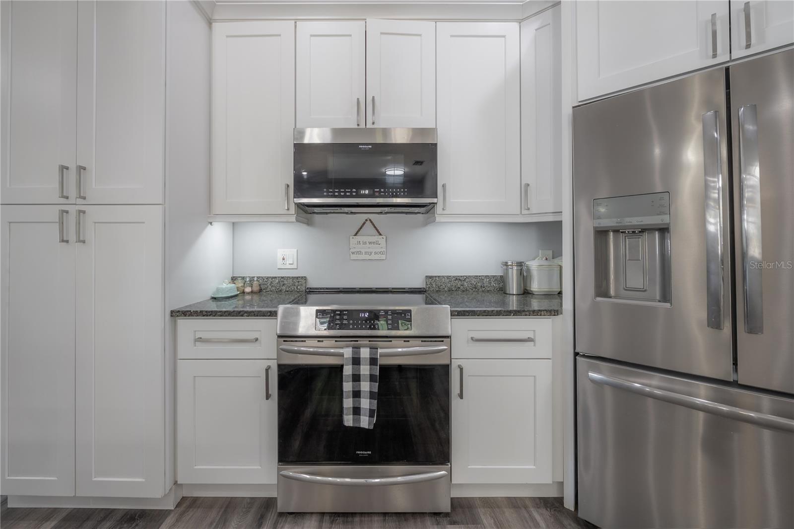 Image 16 of 52 For 5619 25th Street W