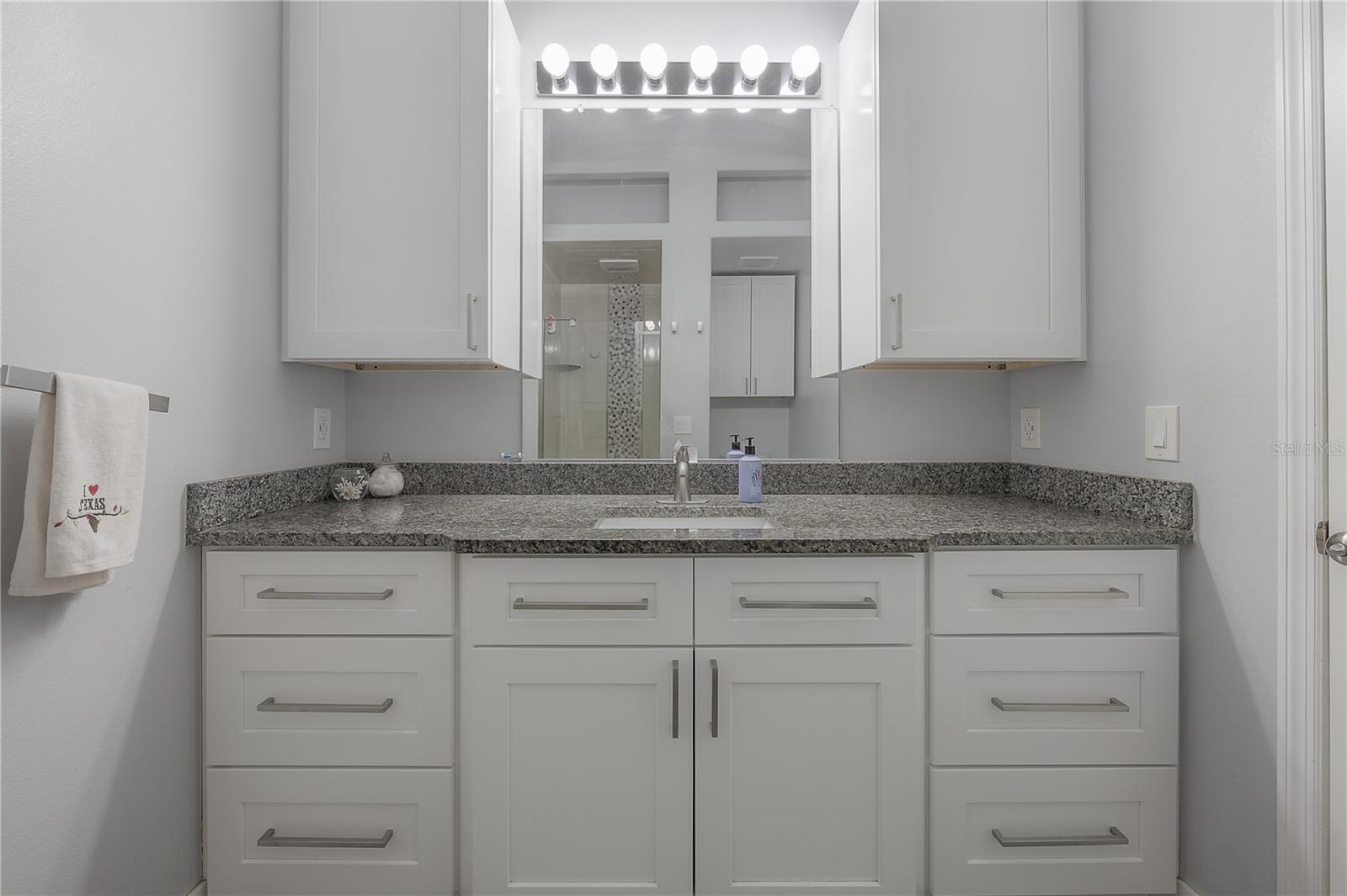 Image 26 of 52 For 5619 25th Street W