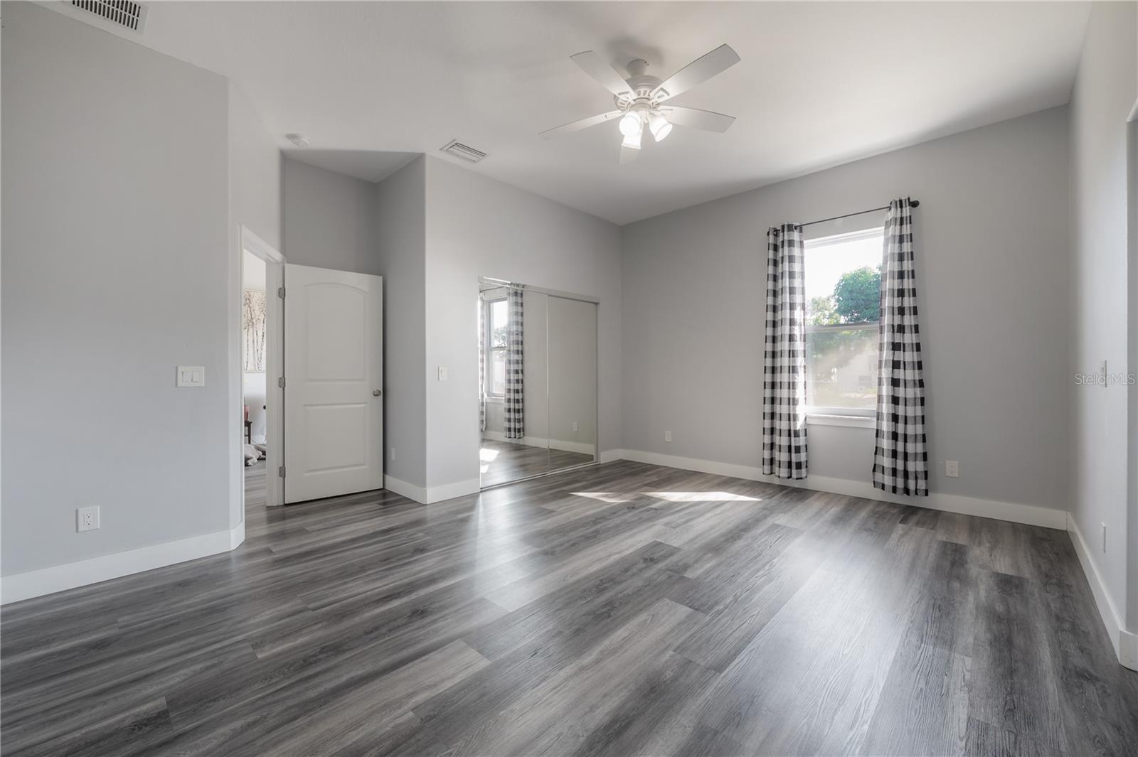 Image 28 of 52 For 5619 25th Street W