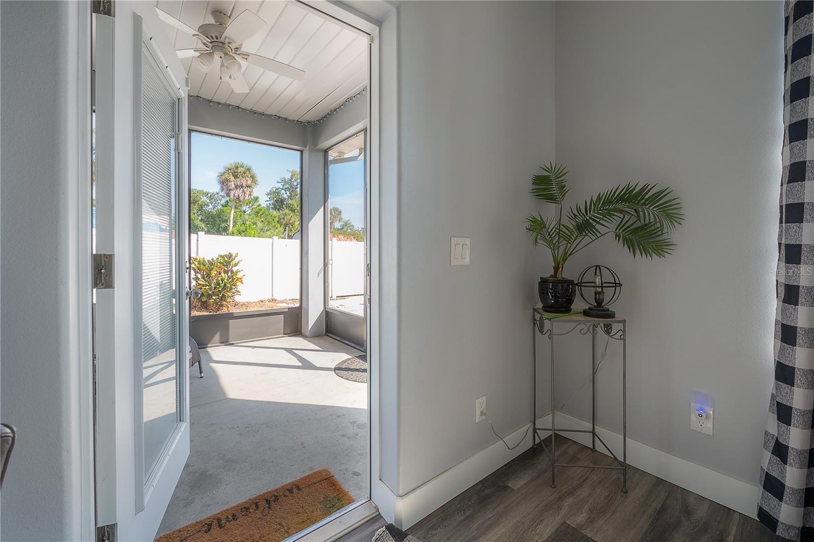 Image 33 of 52 For 5619 25th Street W