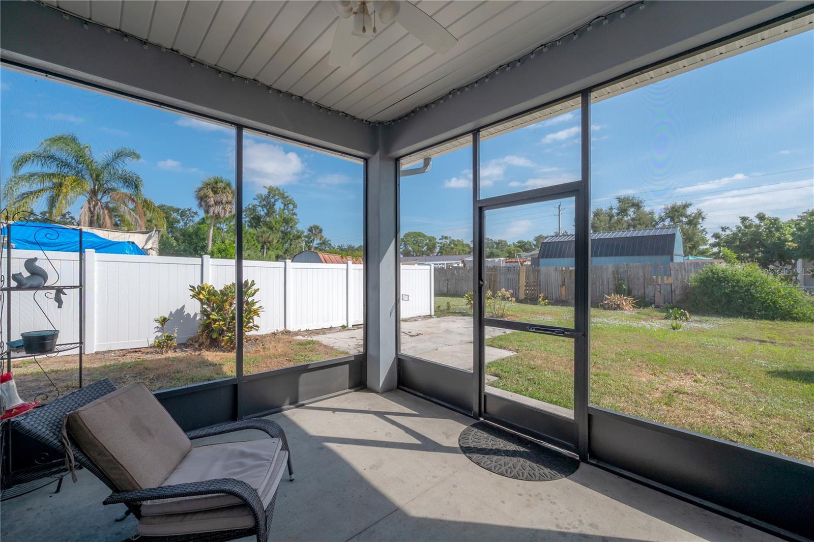 Image 34 of 52 For 5619 25th Street W