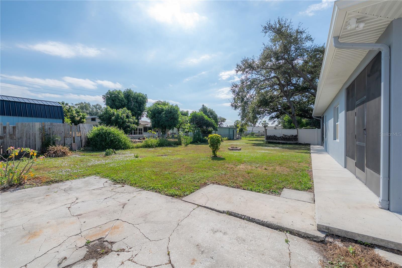 Image 38 of 52 For 5619 25th Street W