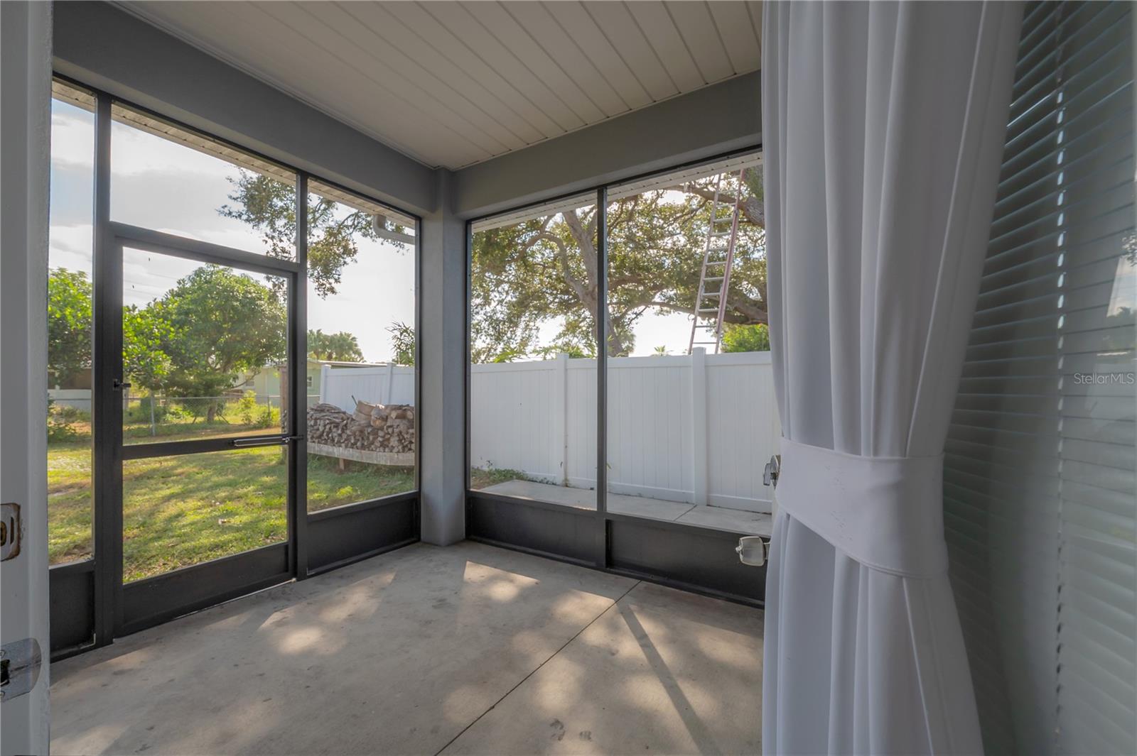 Image 43 of 52 For 5619 25th Street W