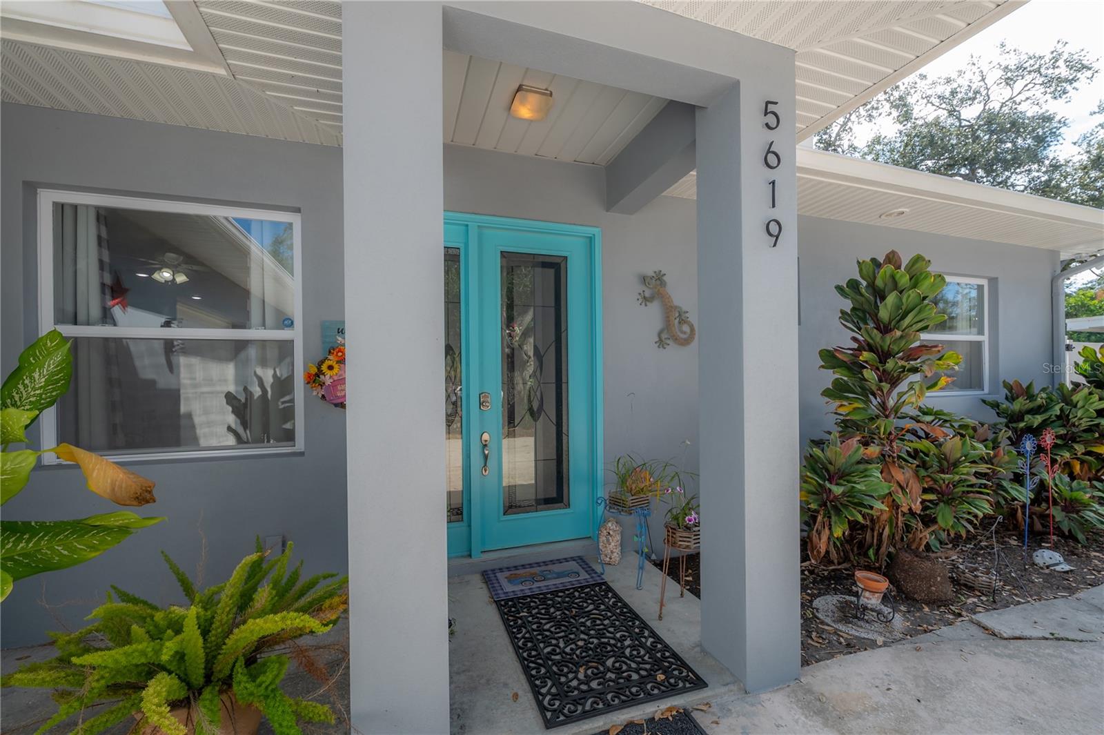 Image 7 of 52 For 5619 25th Street W