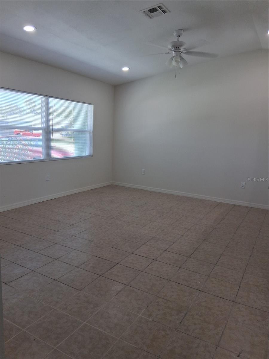 Image 7 of 12 For 5424 Drift Tide Drive