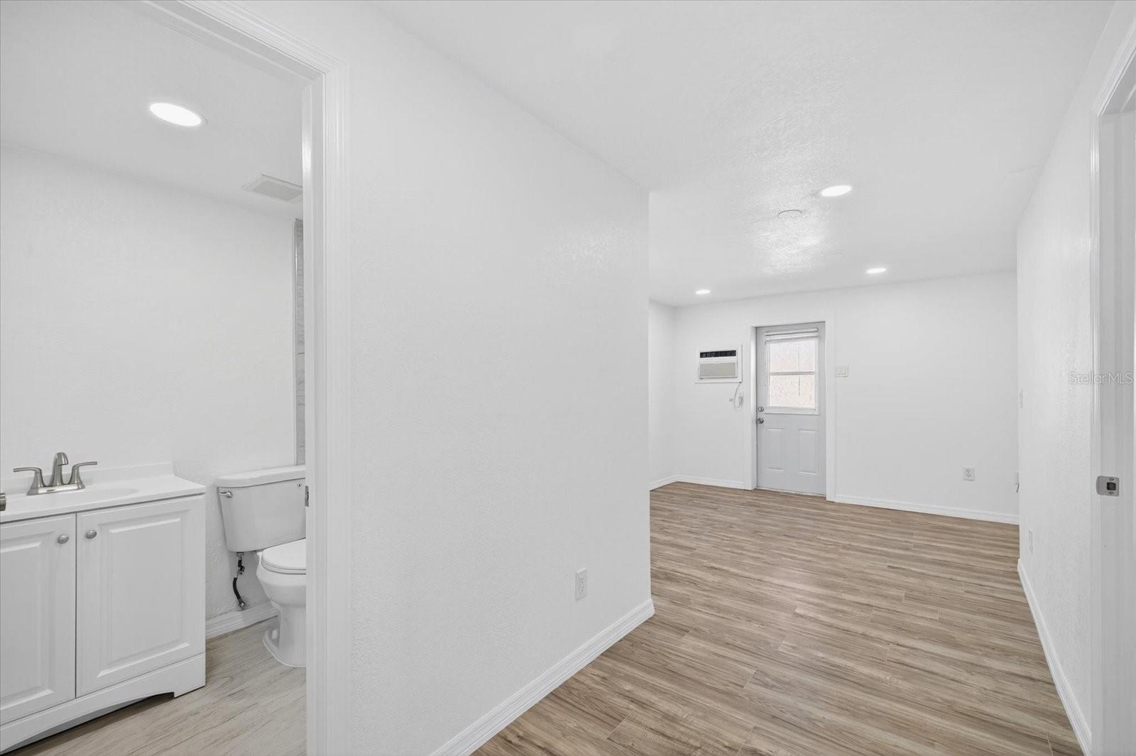 Image 21 of 41 For 9235 Cochise Lane