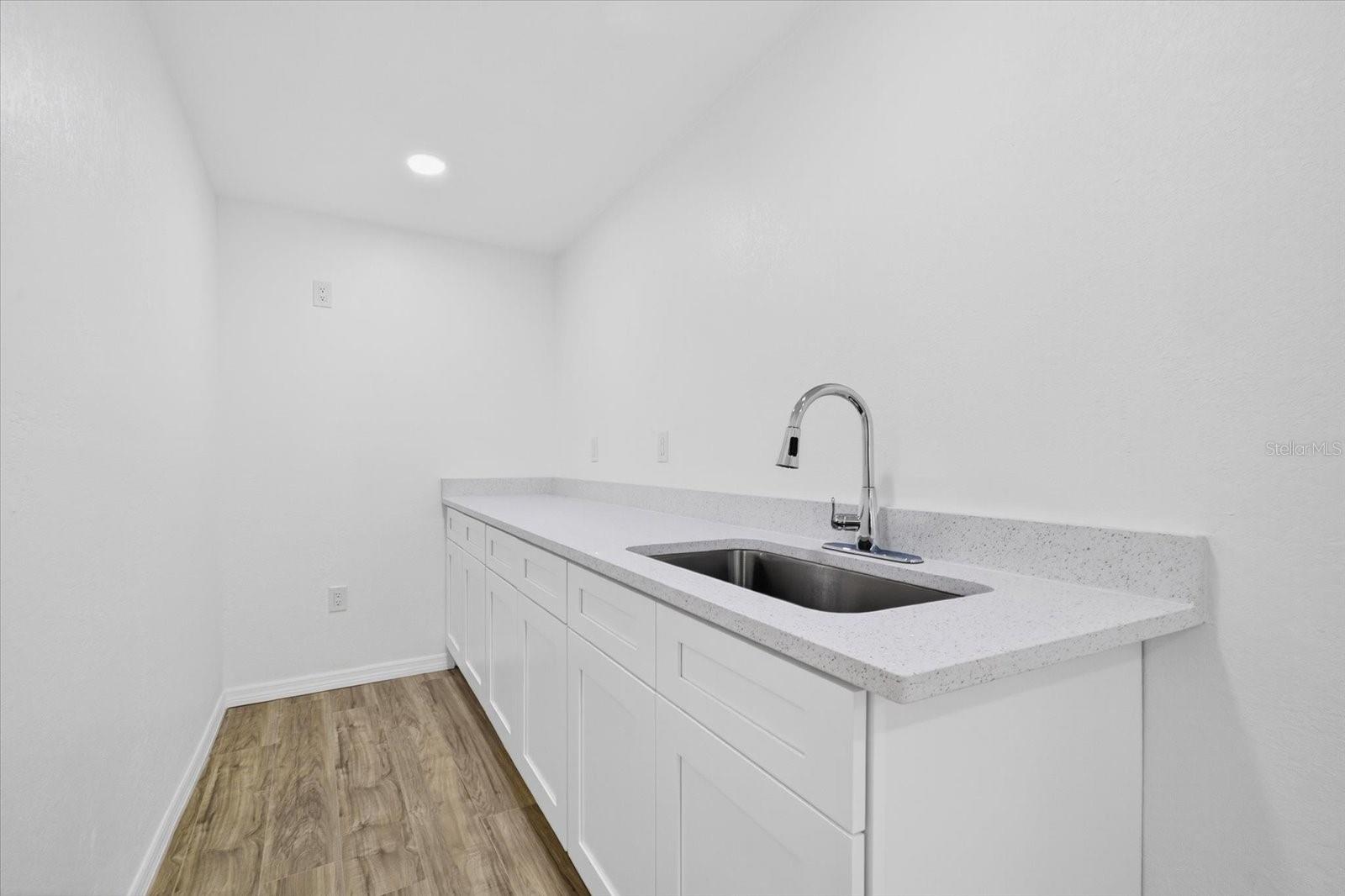 Image 25 of 41 For 9235 Cochise Lane