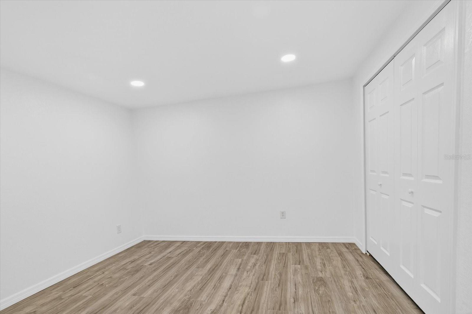 Image 27 of 41 For 9235 Cochise Lane