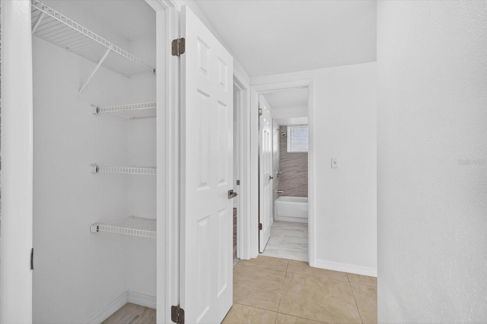 Image 29 of 41 For 9235 Cochise Lane