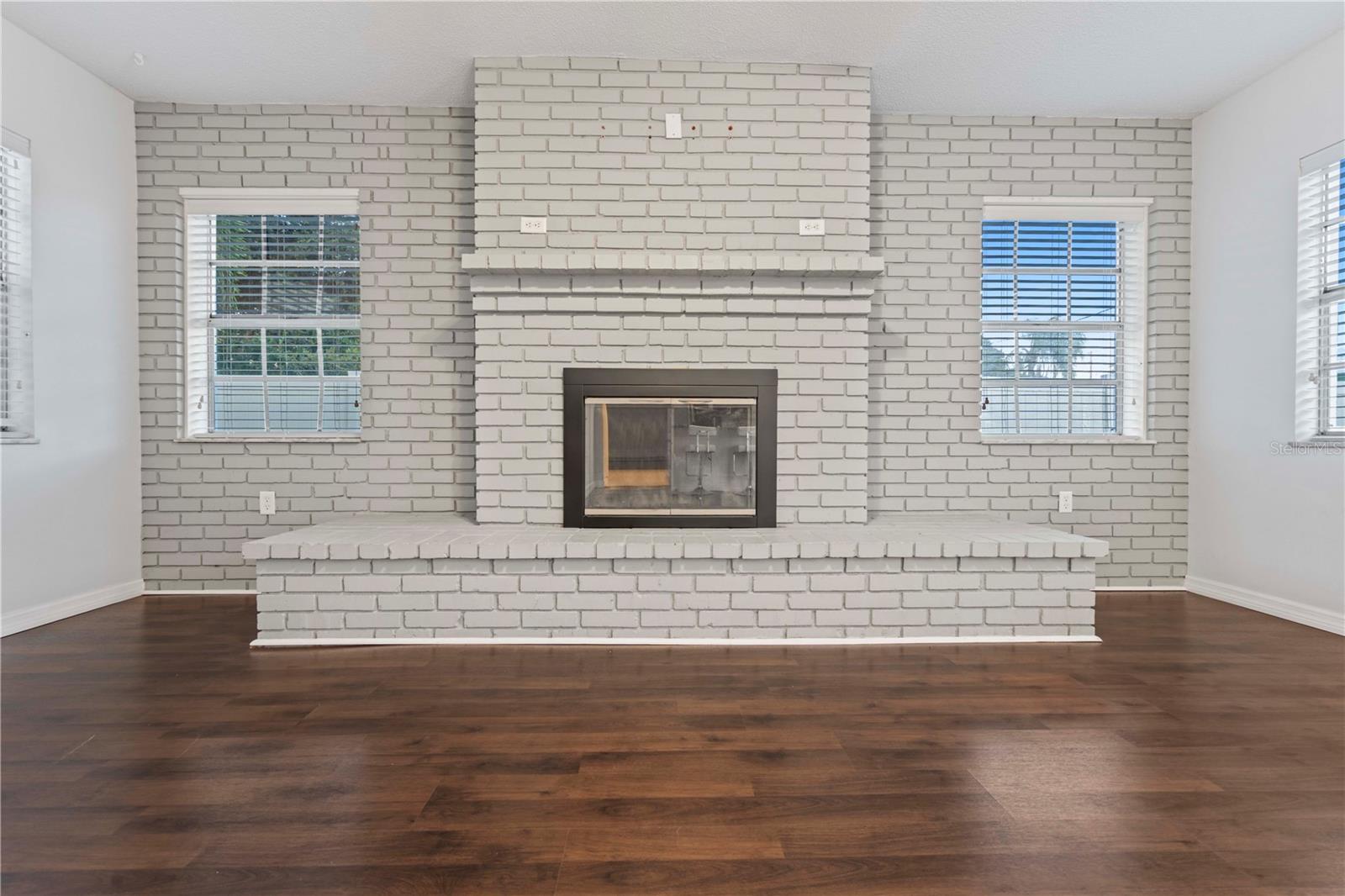 Image 13 of 43 For 353 Shirley Avenue