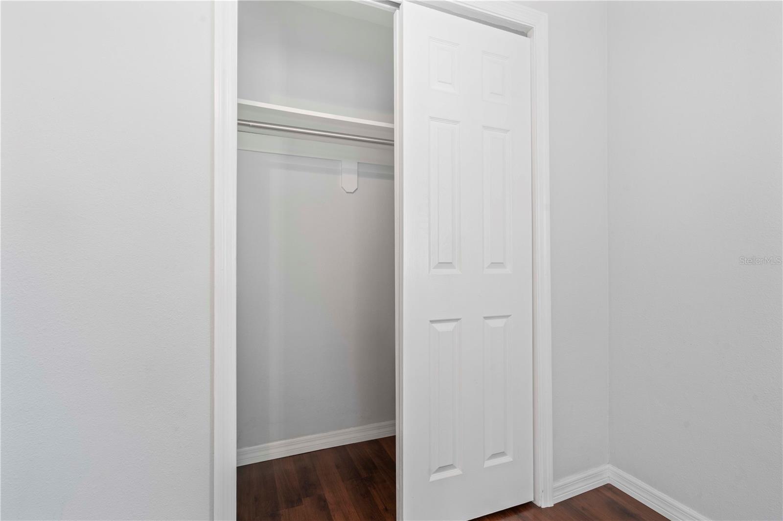 Image 27 of 43 For 353 Shirley Avenue