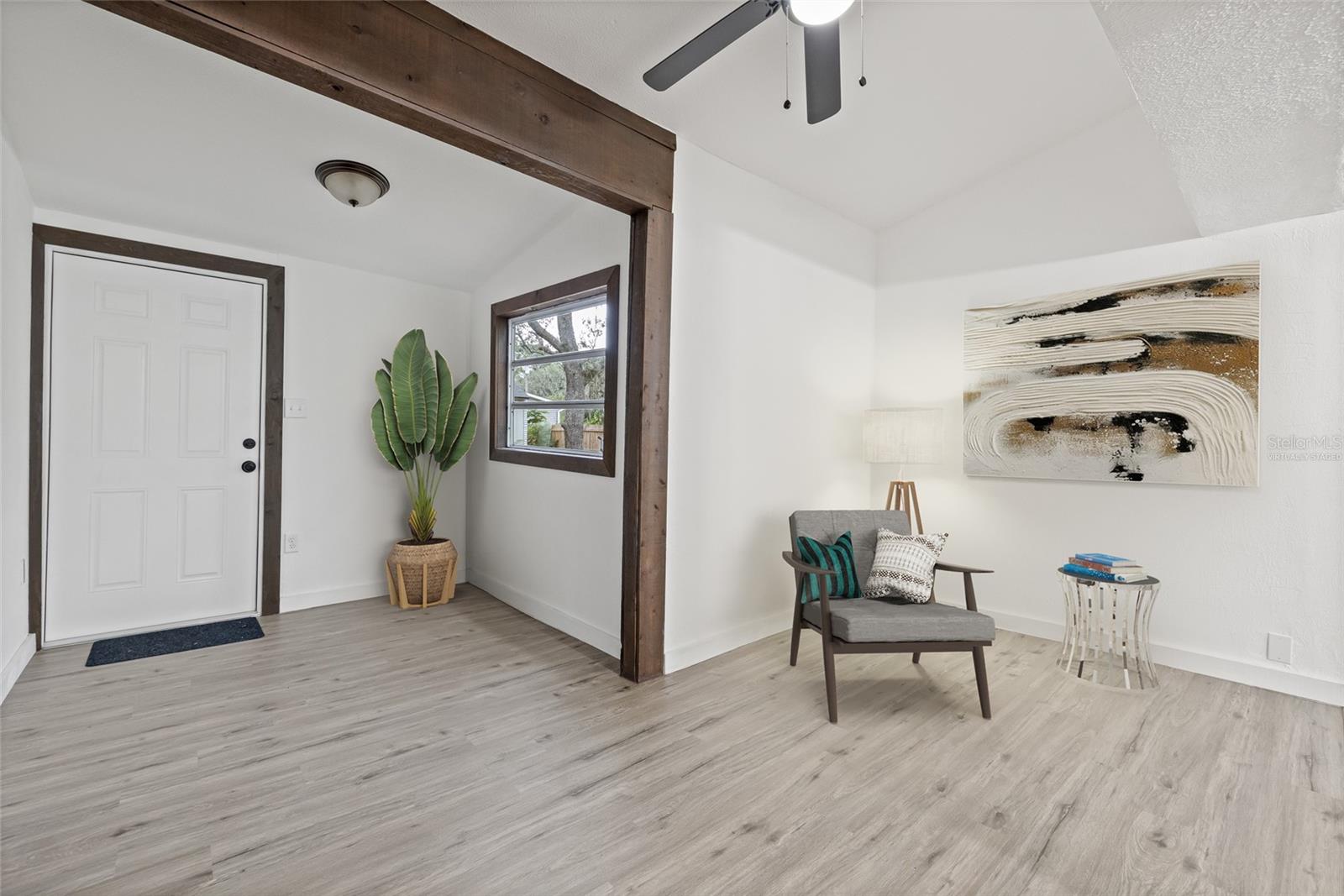 Image 10 of 39 For 10020 Jungle Street