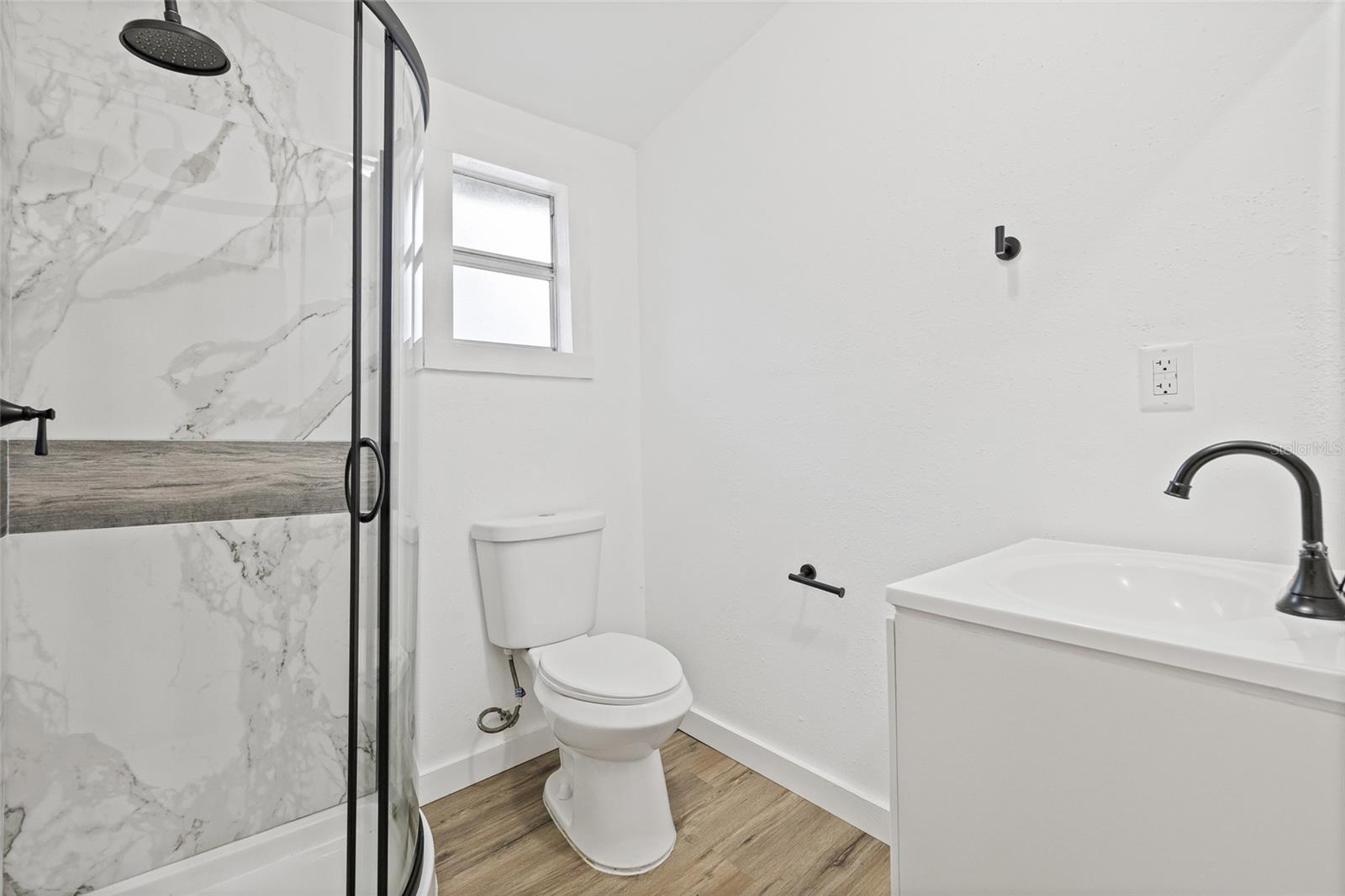 Image 25 of 39 For 10020 Jungle Street