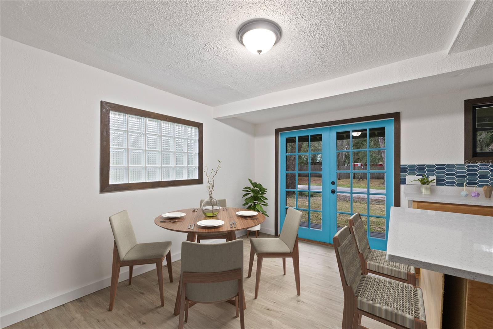 Image 7 of 39 For 10020 Jungle Street