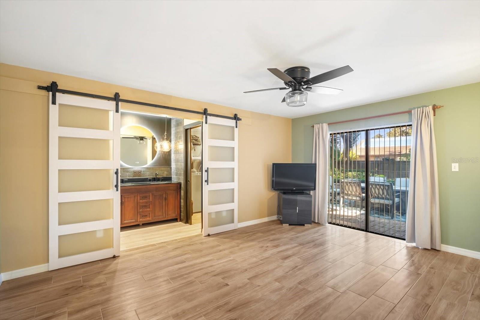 Image 19 of 36 For 1315 Juniper Circle