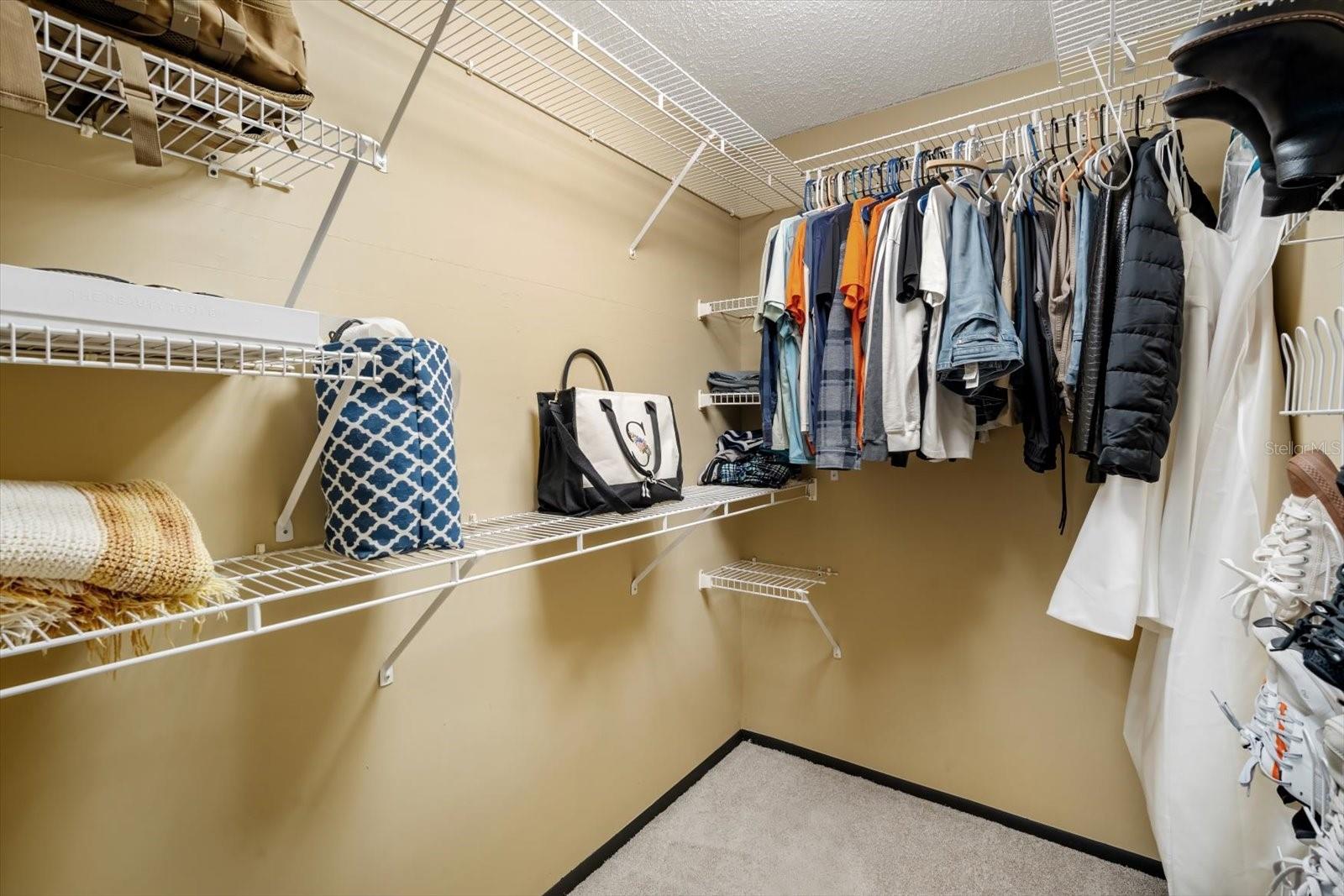 Image 21 of 36 For 1315 Juniper Circle