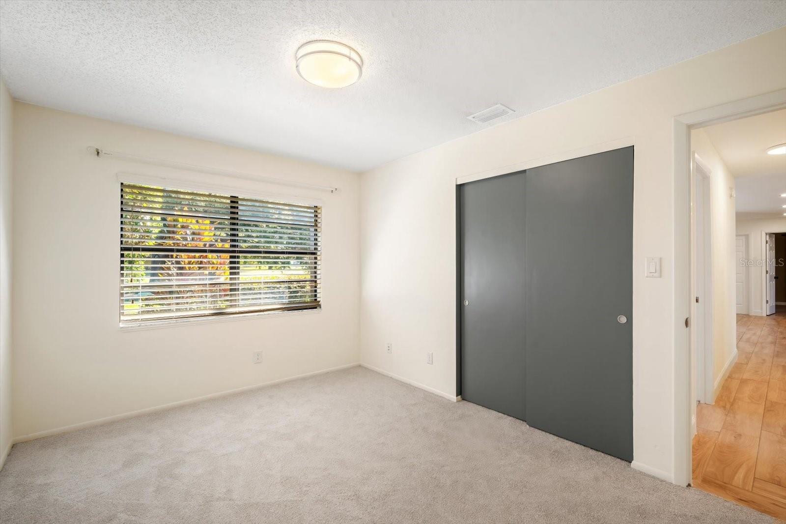 Image 23 of 36 For 1315 Juniper Circle