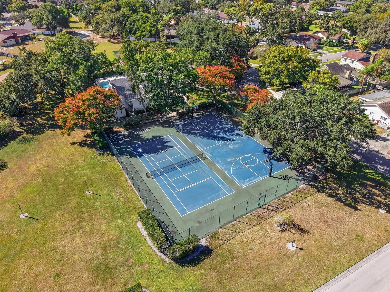 Image 33 of 36 For 1315 Juniper Circle