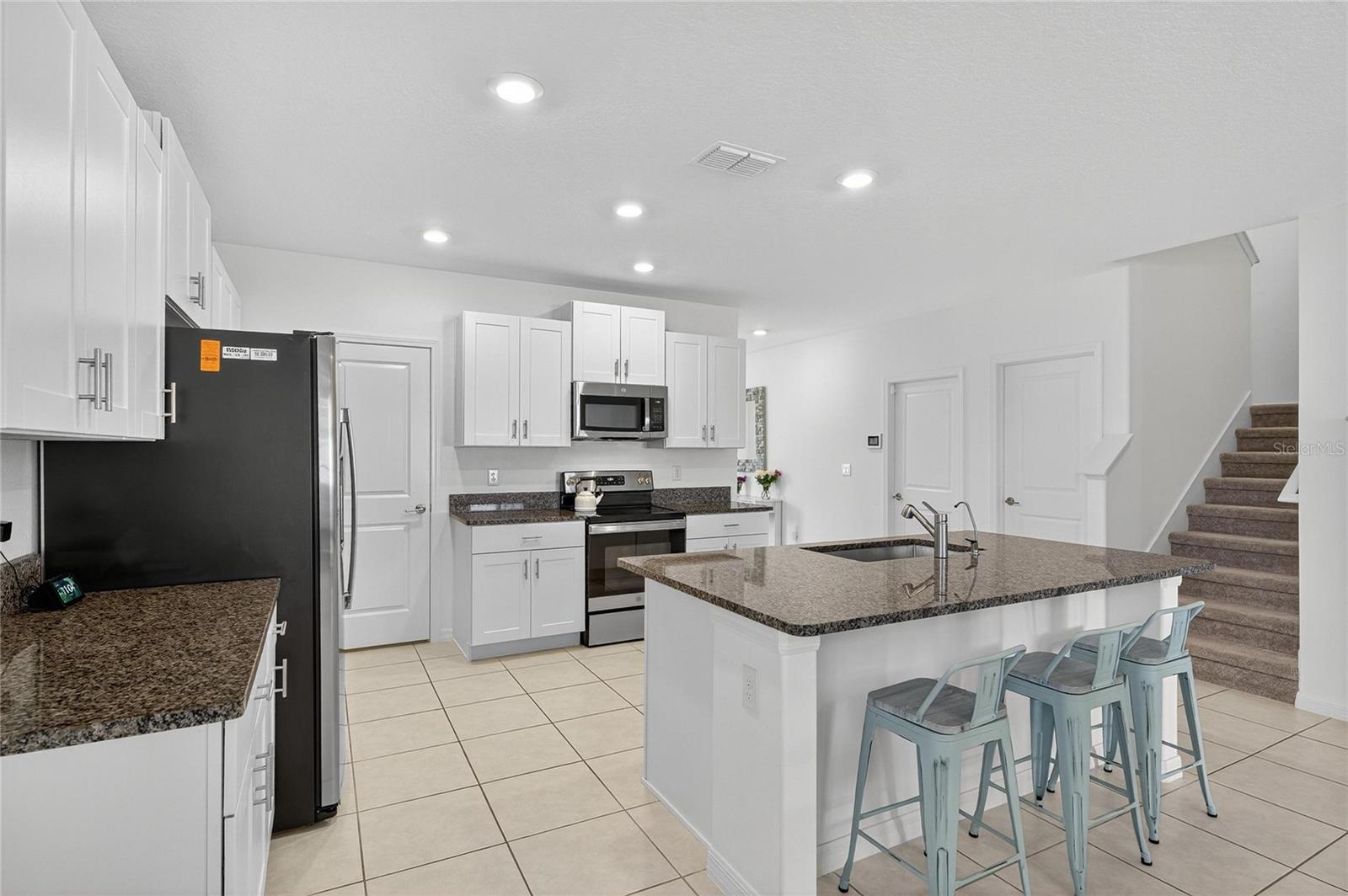 Image 15 of 79 For 13423 Jamaica Plank Loop