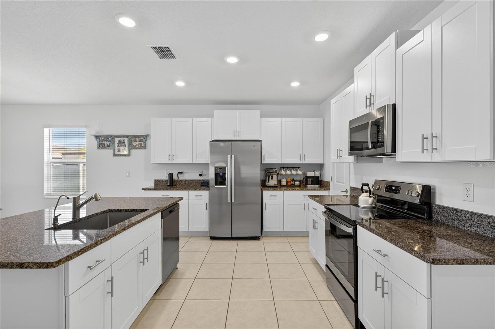 Image 17 of 79 For 13423 Jamaica Plank Loop