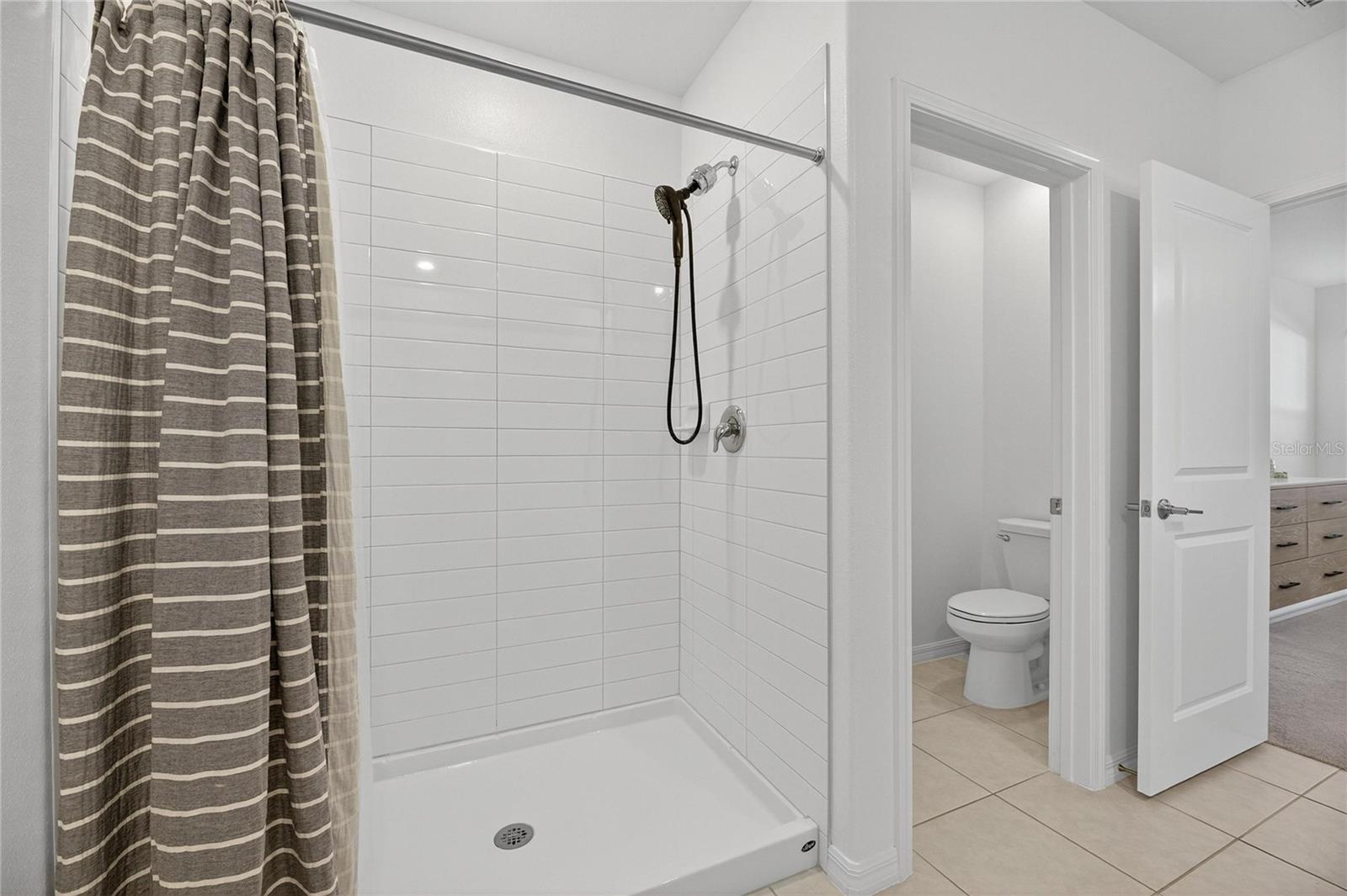 Image 34 of 79 For 13423 Jamaica Plank Loop