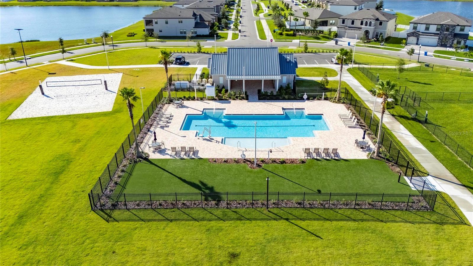 Image 72 of 79 For 13423 Jamaica Plank Loop