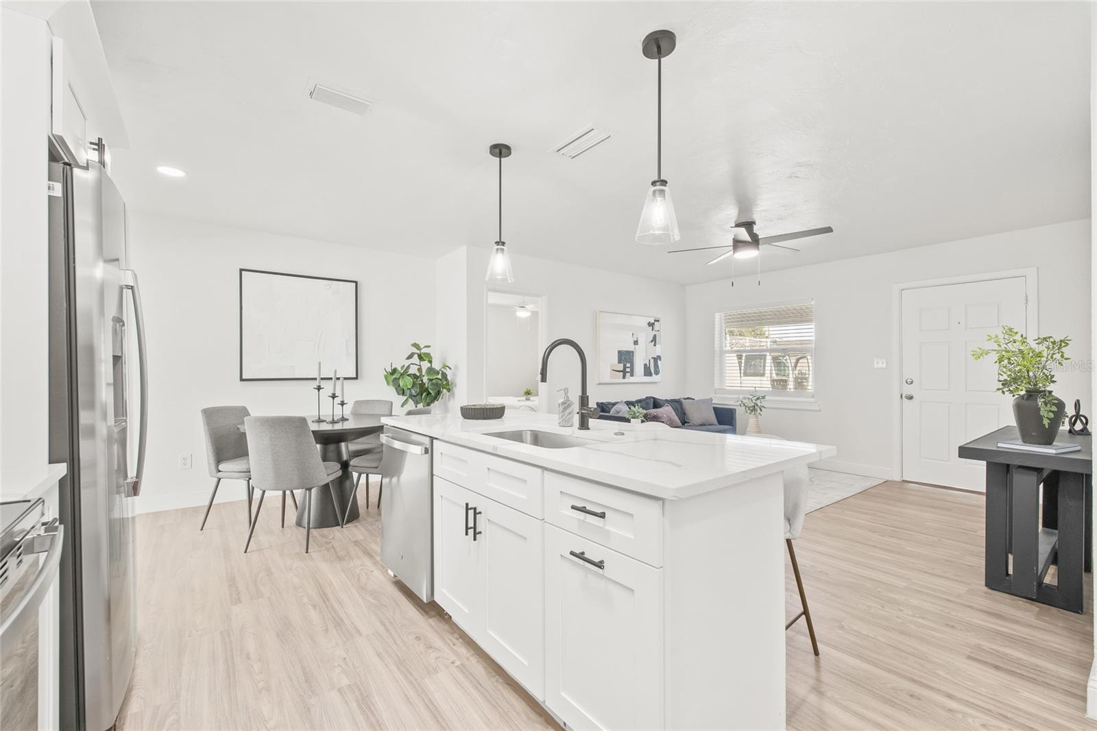 Image 10 of 39 For 4228 Bay Vista Avenue