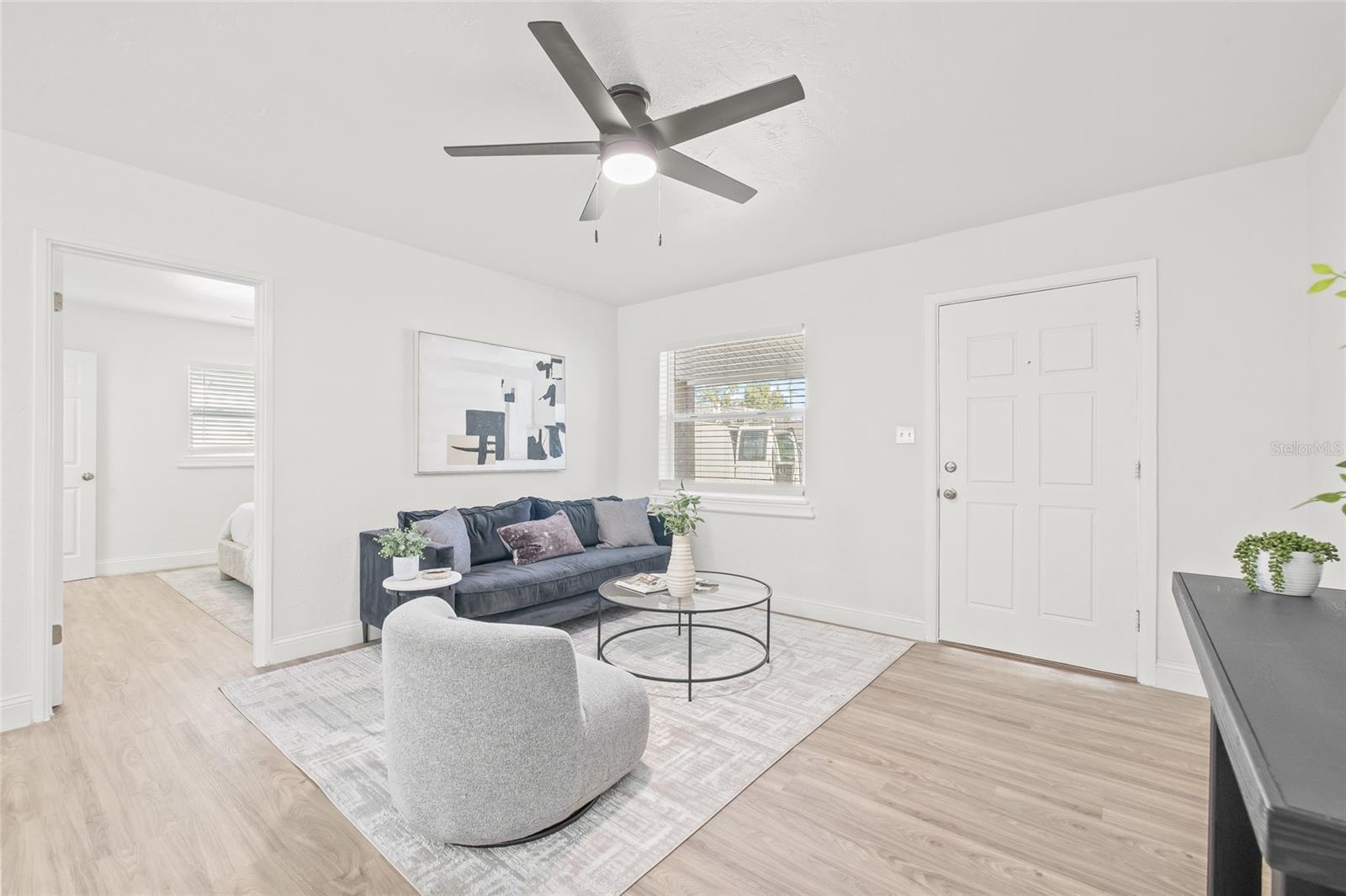 Image 3 of 39 For 4228 Bay Vista Avenue