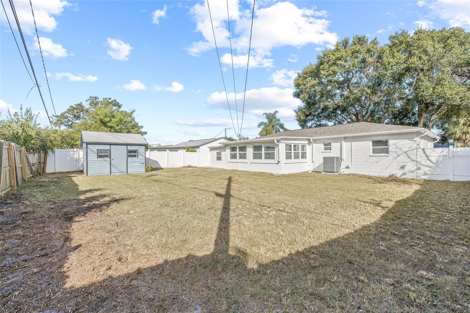 Image 32 of 39 For 4228 Bay Vista Avenue