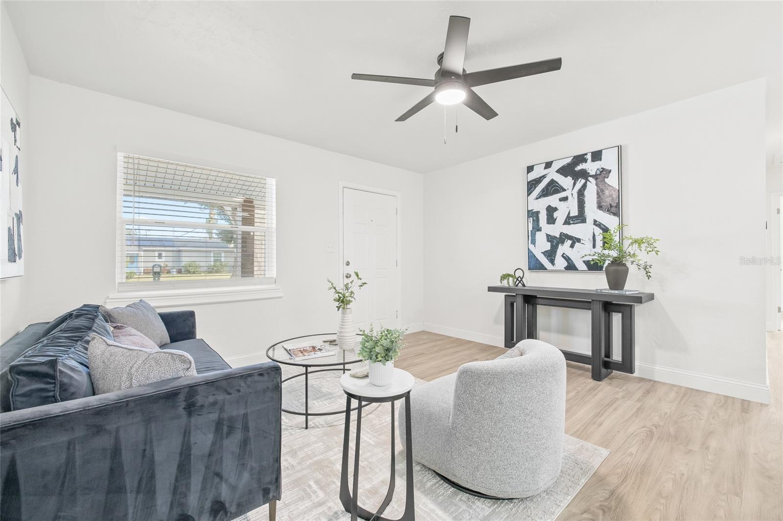 Image 4 of 39 For 4228 Bay Vista Avenue