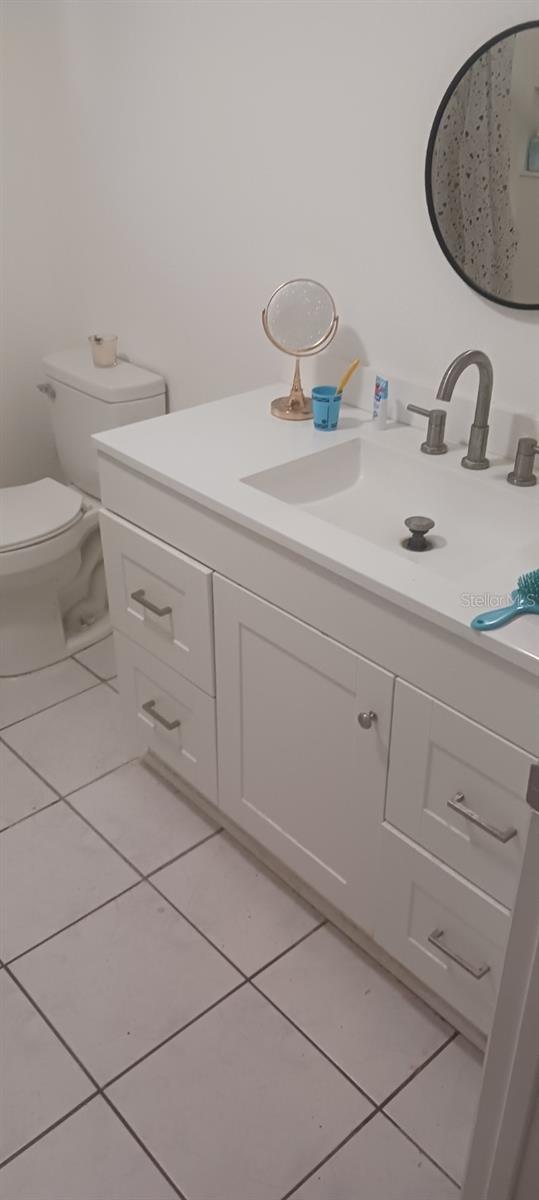 Image 4 of 8 For 887 Leeward Road